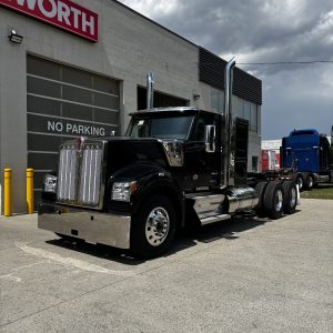 2026 Kenworth W990 Tandem Sleeper (986603)