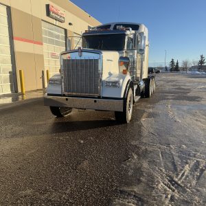 Kenworth W900B