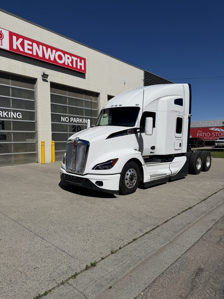 Kenworth T680 for sale in Alberta