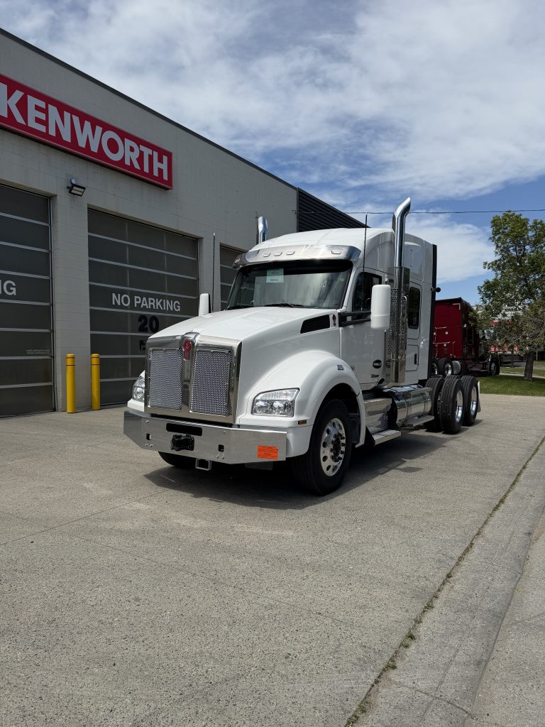 2027 Kenworth T880 for sale in Alberta