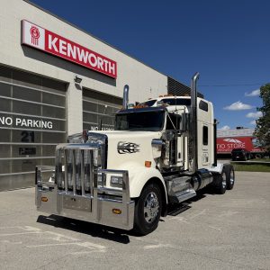Pre-owned Kenworth W900 for sale in Alberta