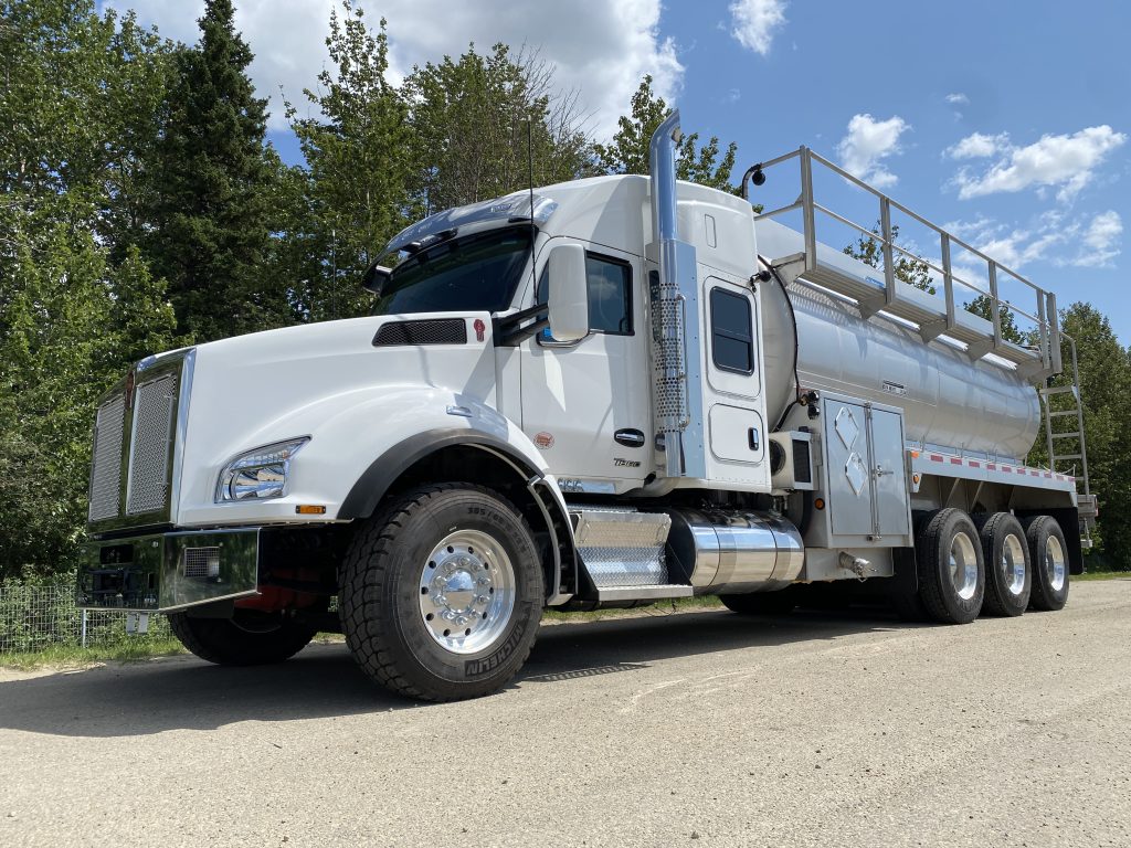 Kenworth T880 rig up
