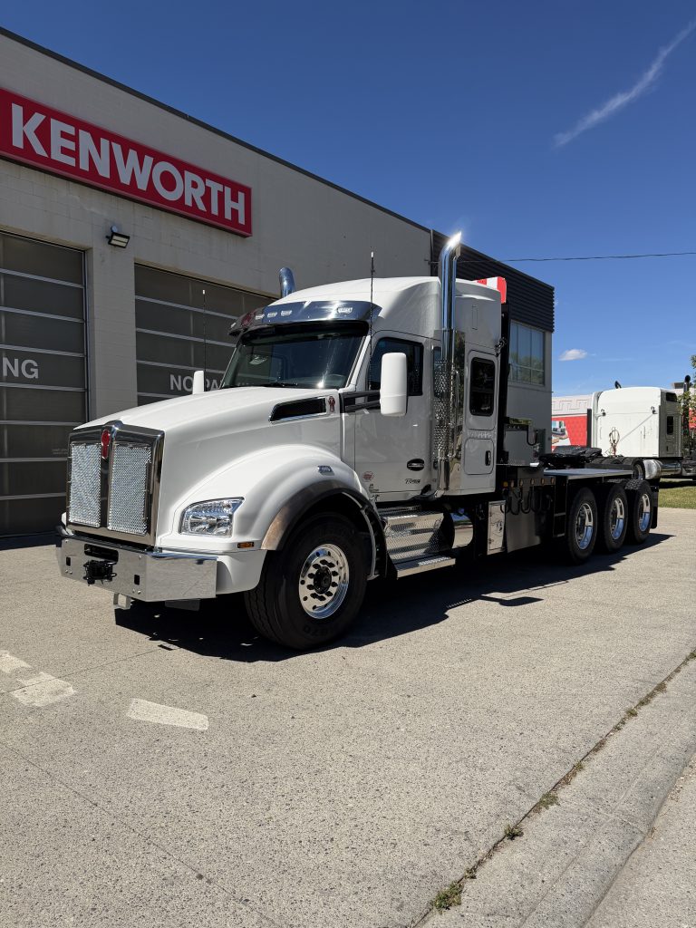 2027 Kenworth T880 for sale in alberta with airland winch