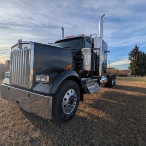 2027 Kenworth W900L Tandem (991868)